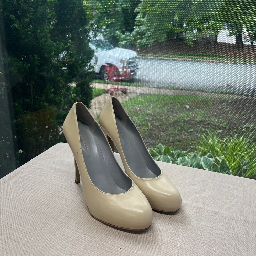 Sergio Rossi Yellow High Heel Sandals with Elegant Straps